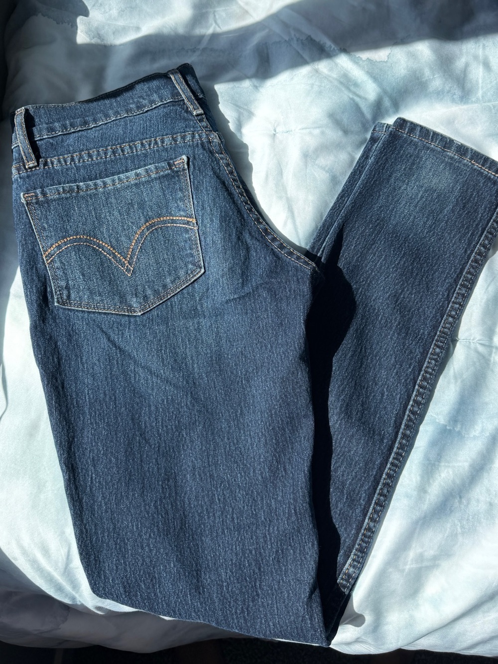 💙 Levi's 524 Skinny Jeans — Medium Wash | Size 5